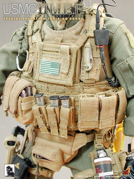 New Hot Toys USMC II Marine Expeditionary Force (more pics) | One