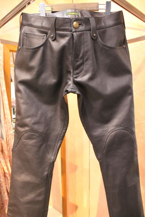 オイルヌバック レザーパンツ ロックファッション・バイカー
