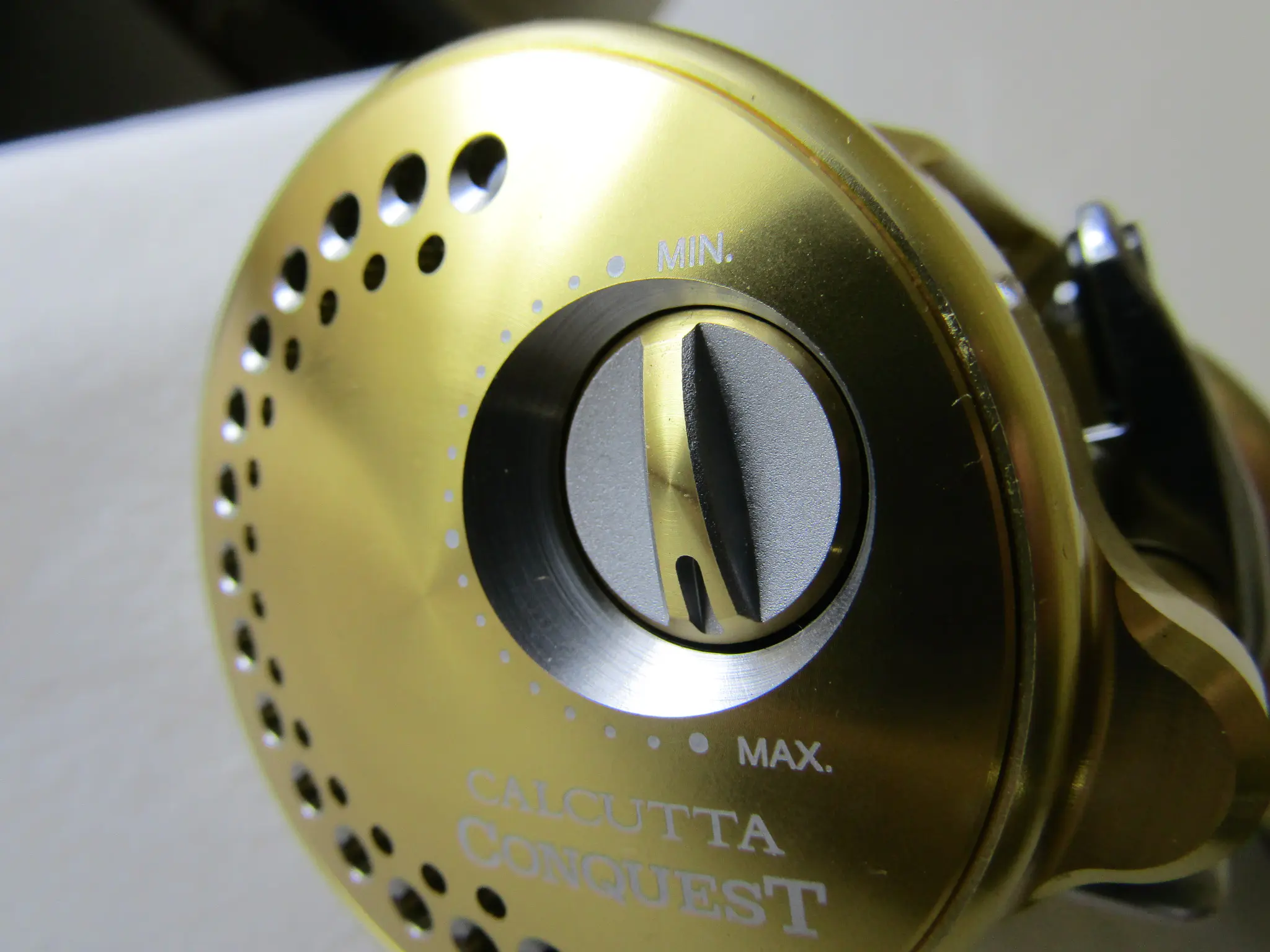 カルカッタコンクエスト401 - 36,200円 : 海釣り、船釣り専門店の沖