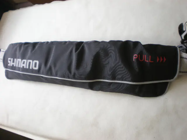 ラフトエアジャケットVF052K ブラックウエストタイプ・膨脹式救命具