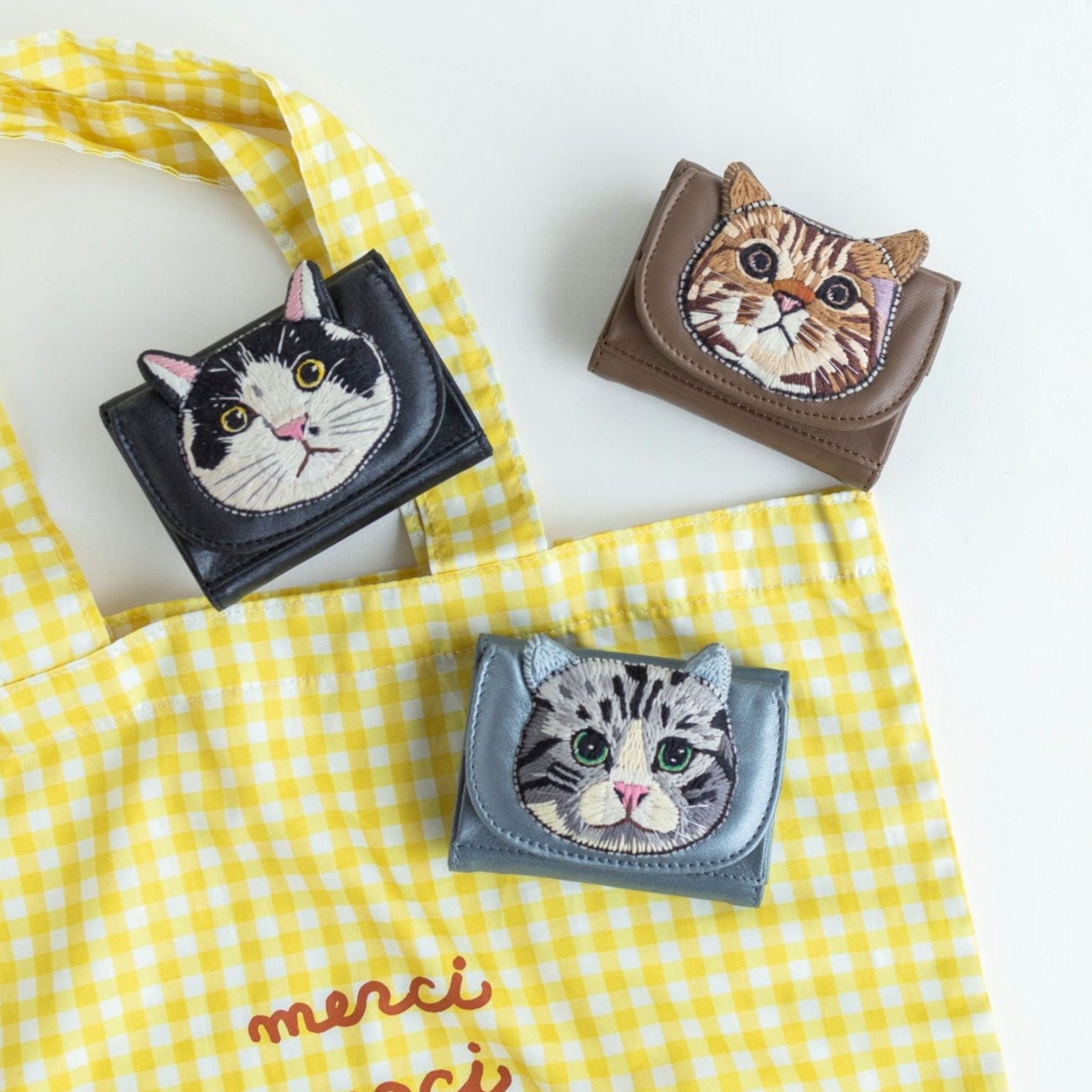 tamaoworld 刺繍ねこ ミニ財布｜ファッション雑貨・その他｜オルネ ド