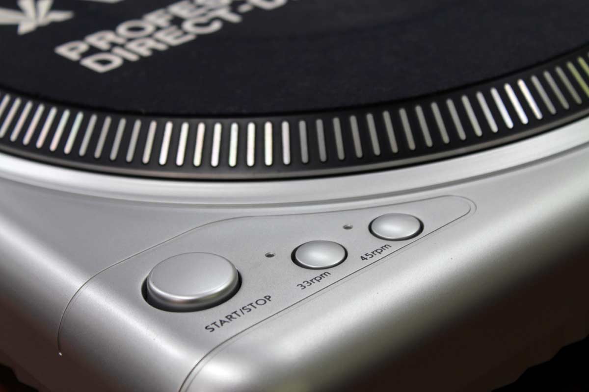 Vestaxのハイトルクターンテーブル、PDX-2000MK2の中古品です！