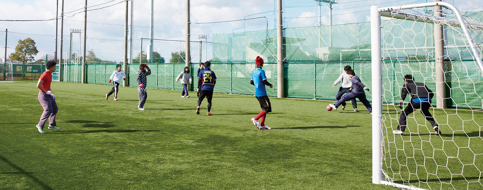 サッカー場(人工芝) - 大阪体育大学