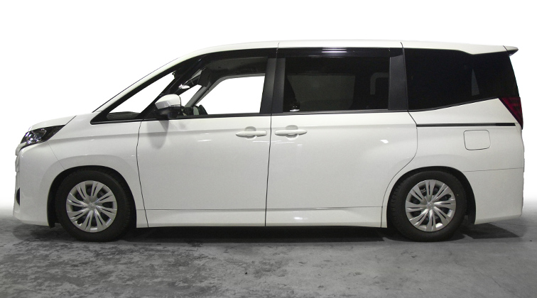 ノア・ヴォクシー・エスクァイア 車高調・パーツ特集｜LARGUS OFFICIAL