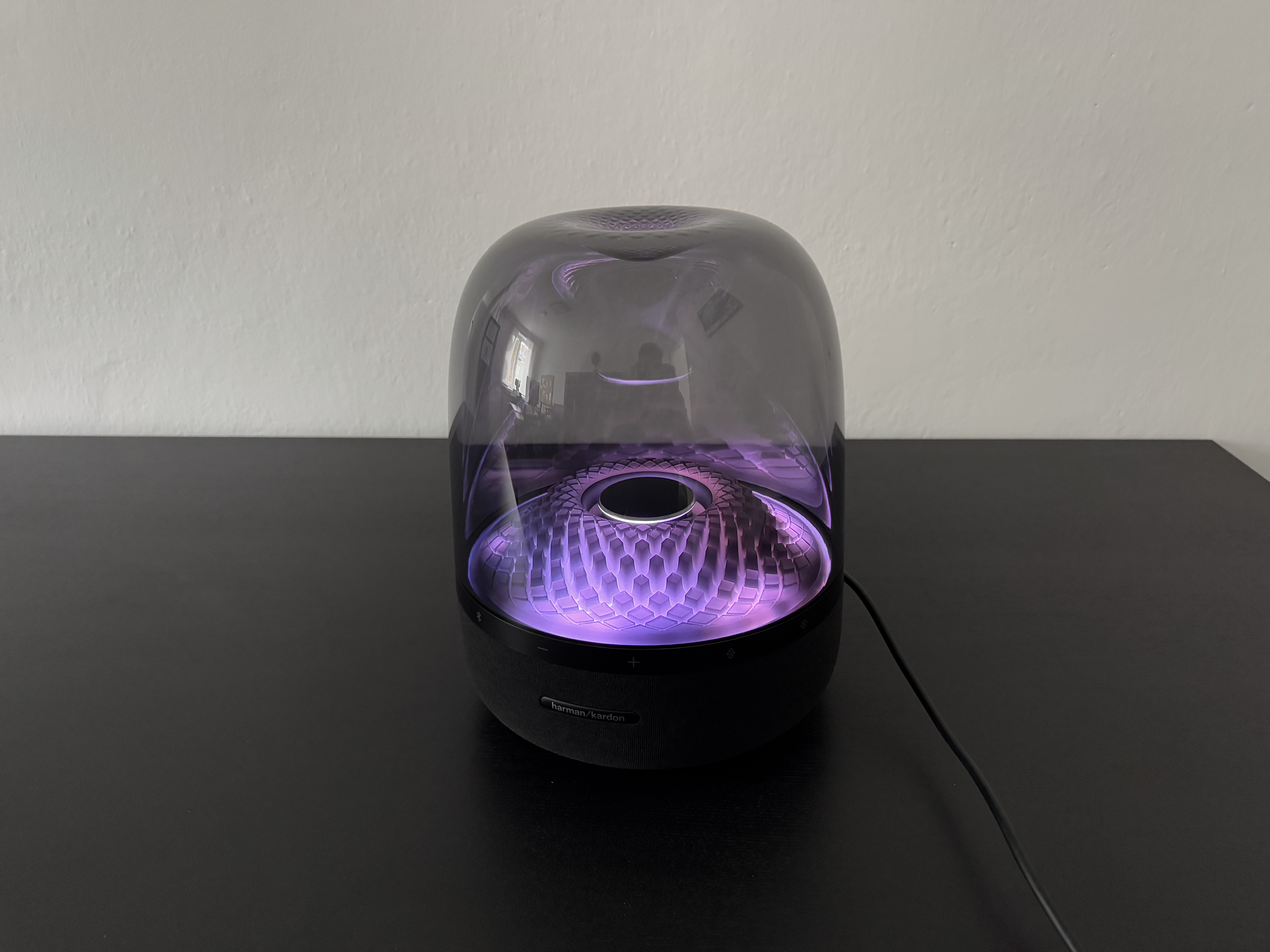 Harman Kardon Auraのレビュー Studio 4: 音質、デザインともに