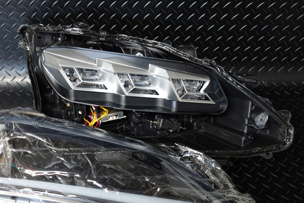 GWL10 レクサスGS 前期 社外ヘッドライト取り付け - LEDMATICS