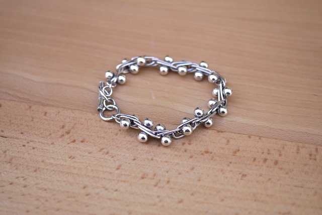 BRU NA BOINNE ブルーナボイン ガリトラップ ブレス ＜シルバー＞ 商品