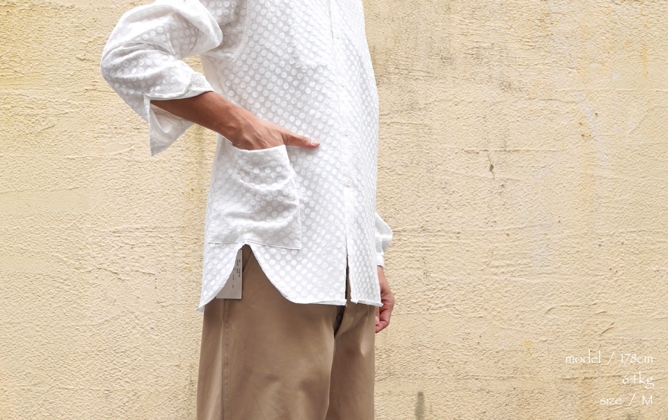 BRU NA BOINNE ブルーナボイン フルゴルドッツスナフシャツ ＜ホワイト