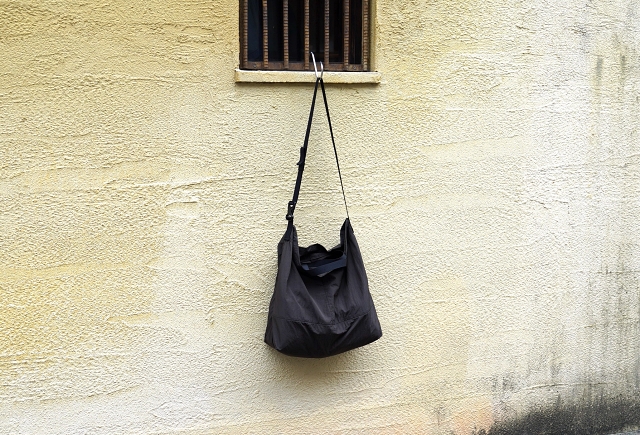 ENDS and MEANS エンズアンドミーンズ Packable Shoulder Bag