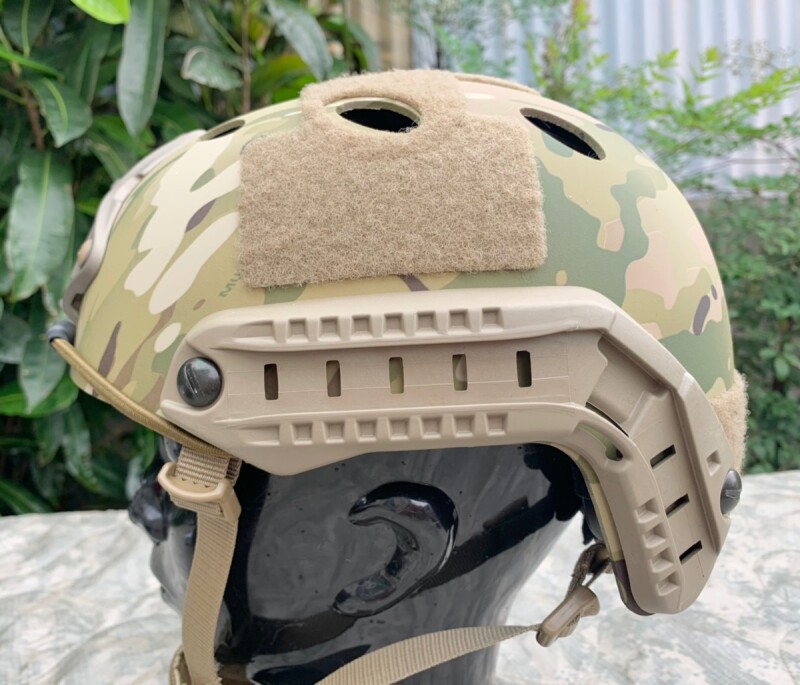 米軍実物 OPS-CORE FAST CARBON HIGH CUT ヘルメット L ヘルメット