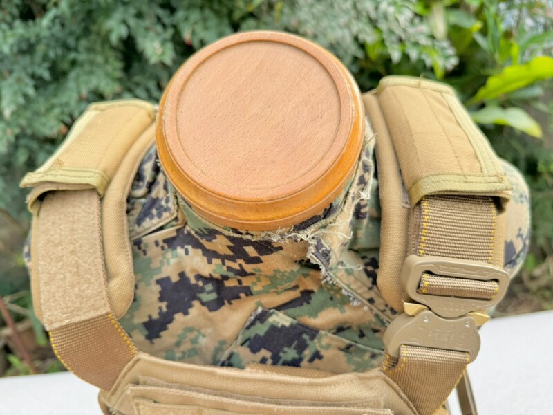 海兵隊実物 新型オードナンス プレートキャリア M コヨーテ 沖縄