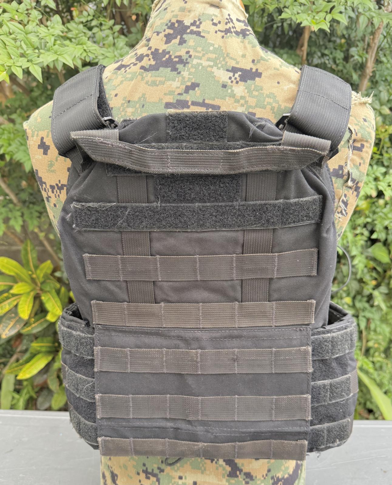 米軍実物 T3 Gear Geronimo 2 Plate Carrier ボディーアーマー／ベスト