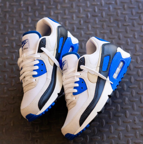 NIKE AIR MAX 90 WHITE BLACK ROYAL NUDE – Live-kickz