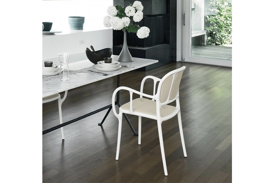 MAGIS (マジス) MILA (ミラ) ダイニングチェア - ダイニングチェアの