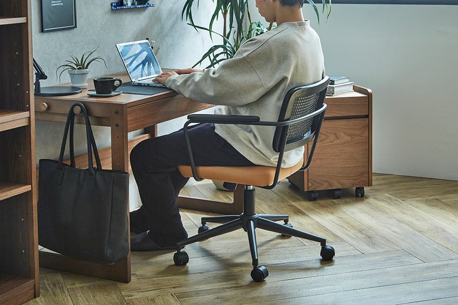 廃番】BEN（ベン）デスクチェア - ワーキングチェア・デスクチェアの