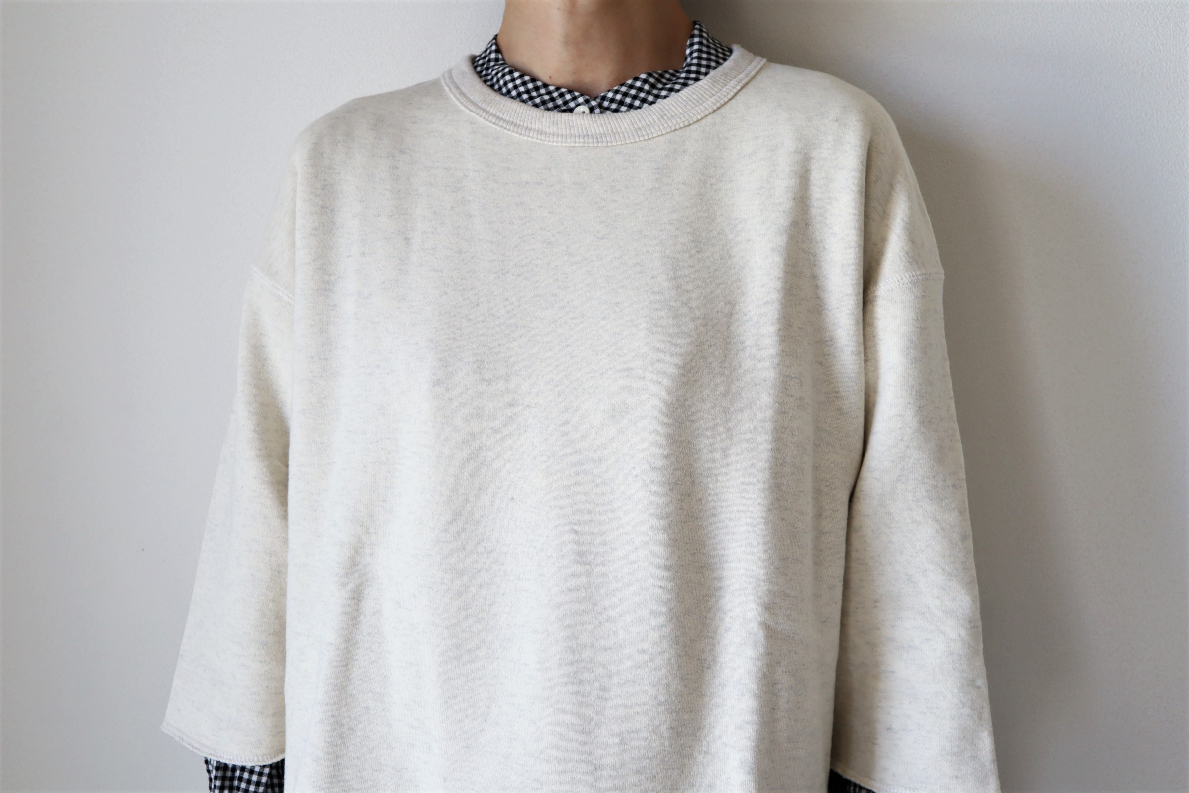 maillot取扱店 マイヨ通販 maillot/back slit crew trainer