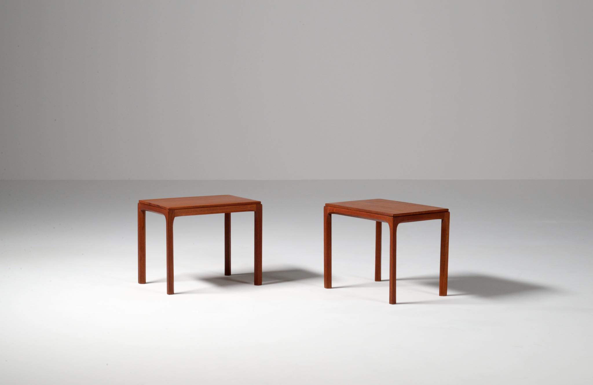 Kai Kristiansen / Aksel Kjersgaard Two side table in Teak｜Luca