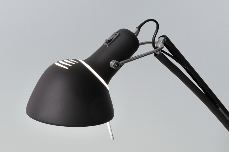 LUMINA Naomi floor（ルミナ ナオミ）｜イタリア・スペインの輸入照明