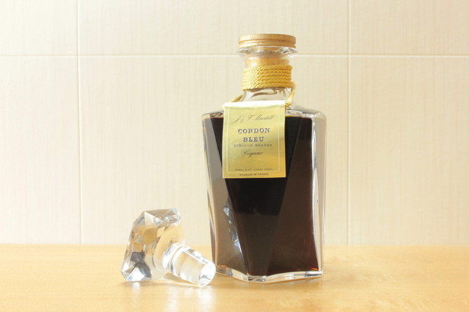 マーテル コルドンブルー バカラの買取はライフバケーション