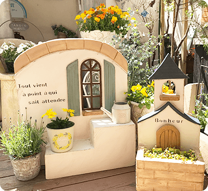 MoonRabbit | 多種多様なフレンチガーデン雑貨を取り扱っております。