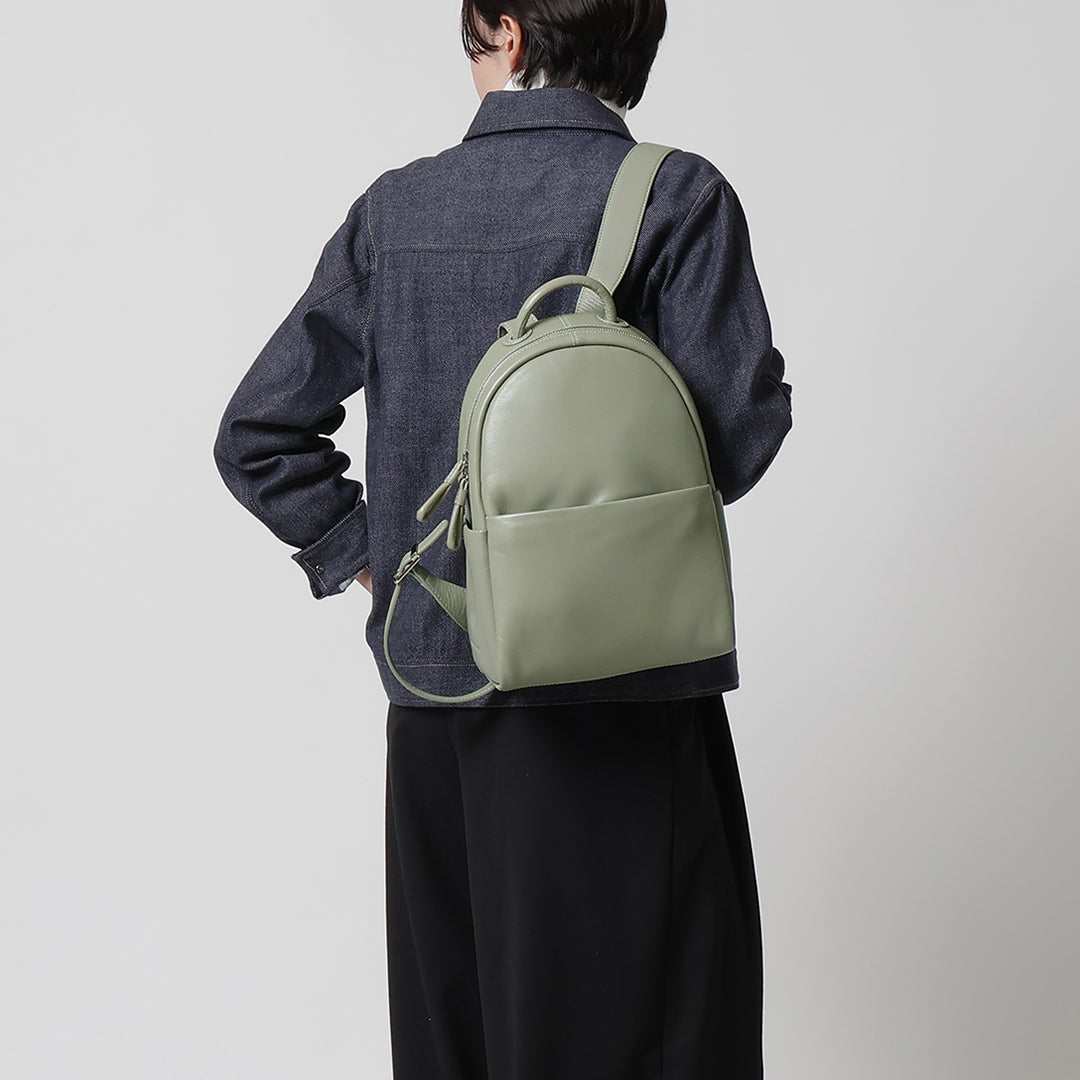 Soft Balloon Backpack midi – マザーハウス 公式サイト