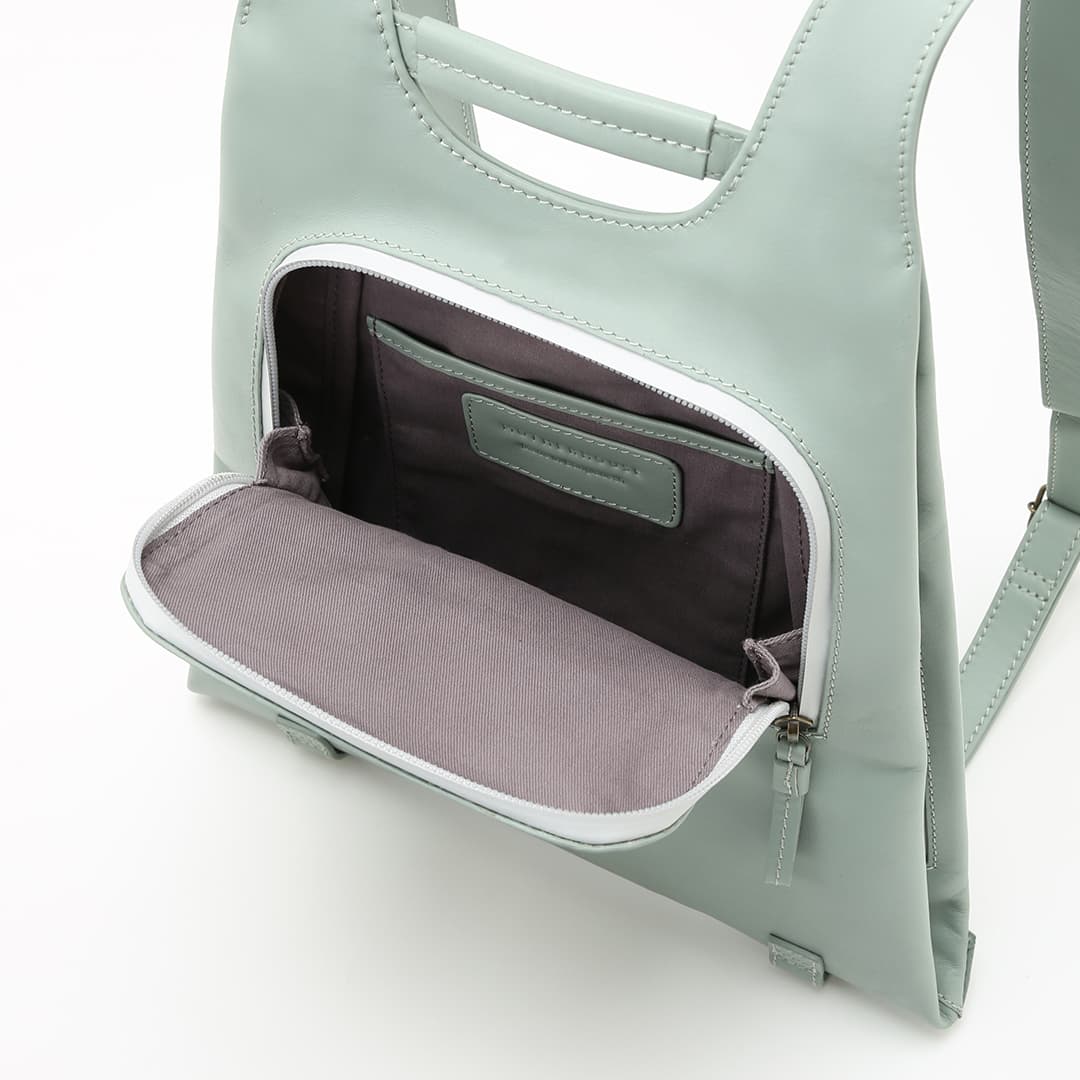 ご予約品】Minimatou Backpack(WaterRepellent)M – マザーハウス 公式