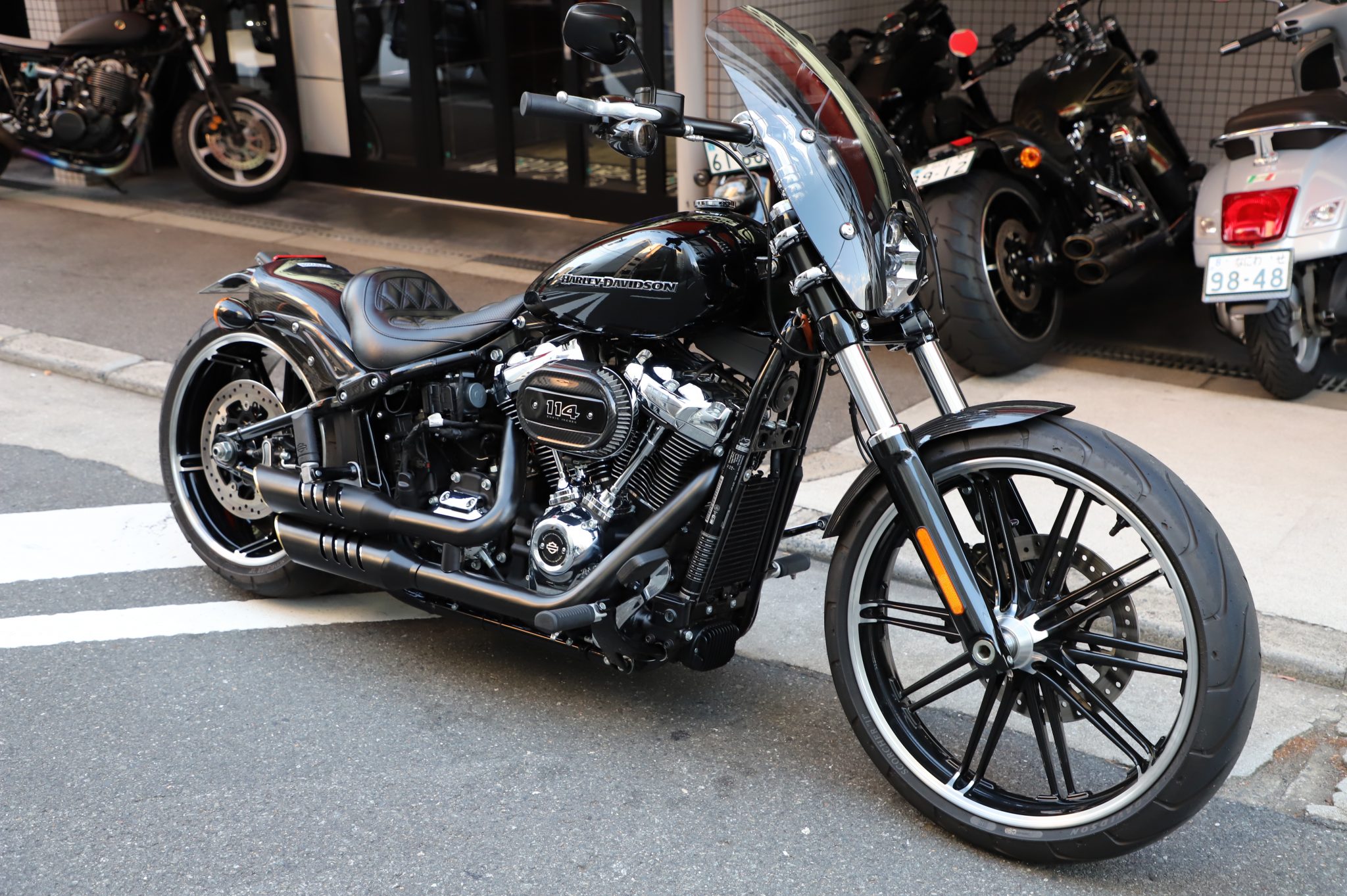 ウインドシールド、ブレイクアウト~2017,2018~ 販売中！ | MOTORSTAGE