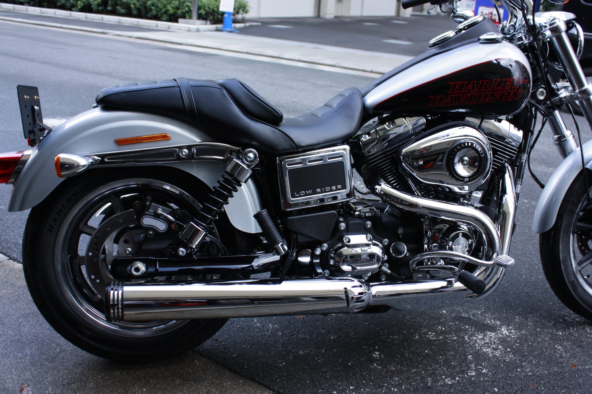 ハーレー｜ダイナ FLDスイッチバック/FXDL ローライダー用マフラー