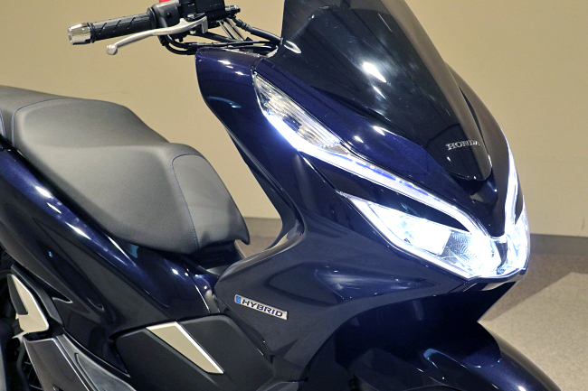 速報】ホンダ PCX ハイブリッド 報道向け試乗会レポート！ | 中古