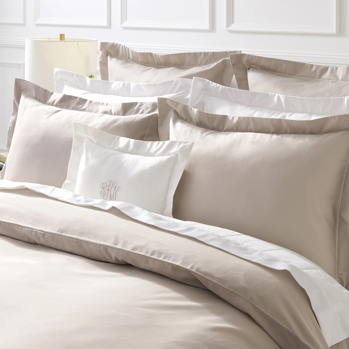 豊富なサイズ展開なら 高級寝具ブランド【公式】ホテルライクインテリア