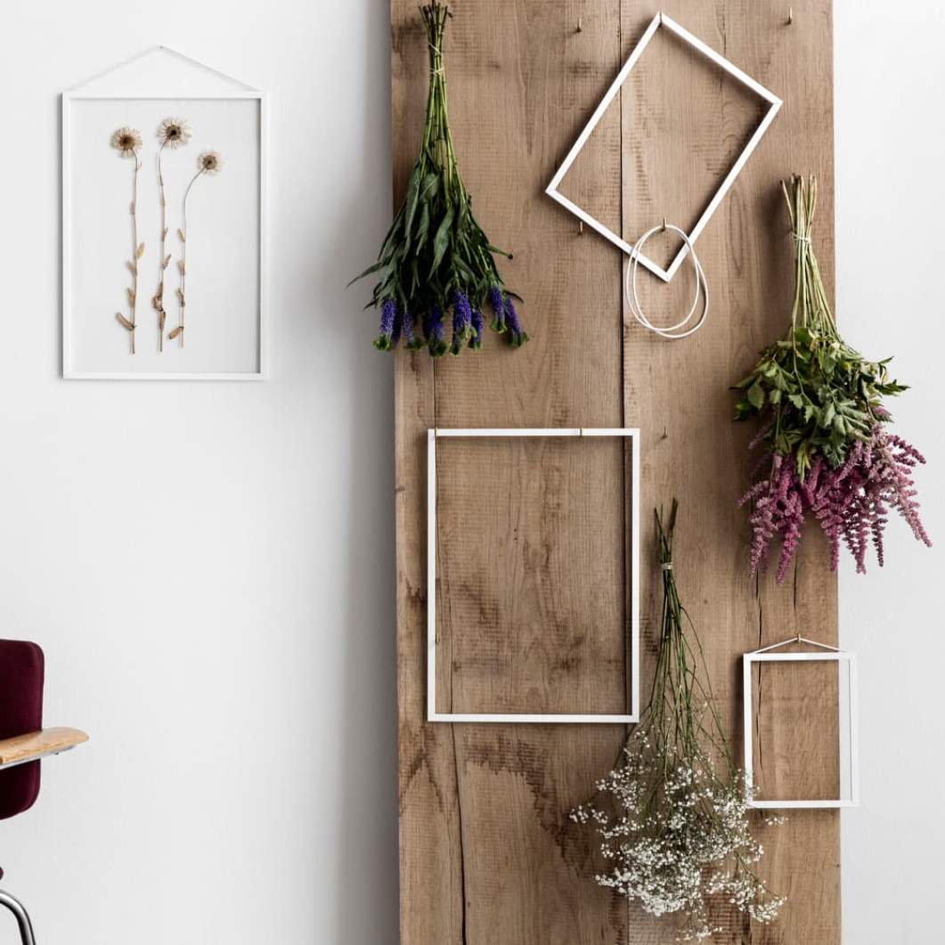 Moebe フレーム A4 ホワイト(A4 ホワイト)：ポスター & アーティスト