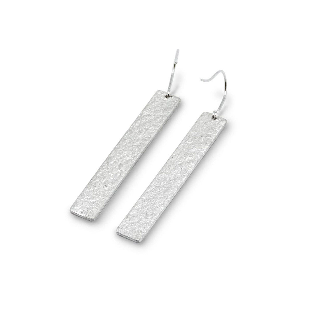 TIN BREATH ピアス 8x50mm シルバー(シルバー)：ファッション