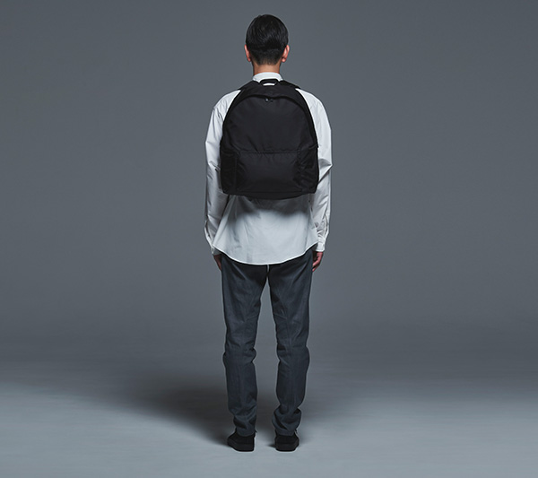 BACKPACK STANDARD SOLID S BLACK | STANDARD | | PRODUCTS | MONOLITH