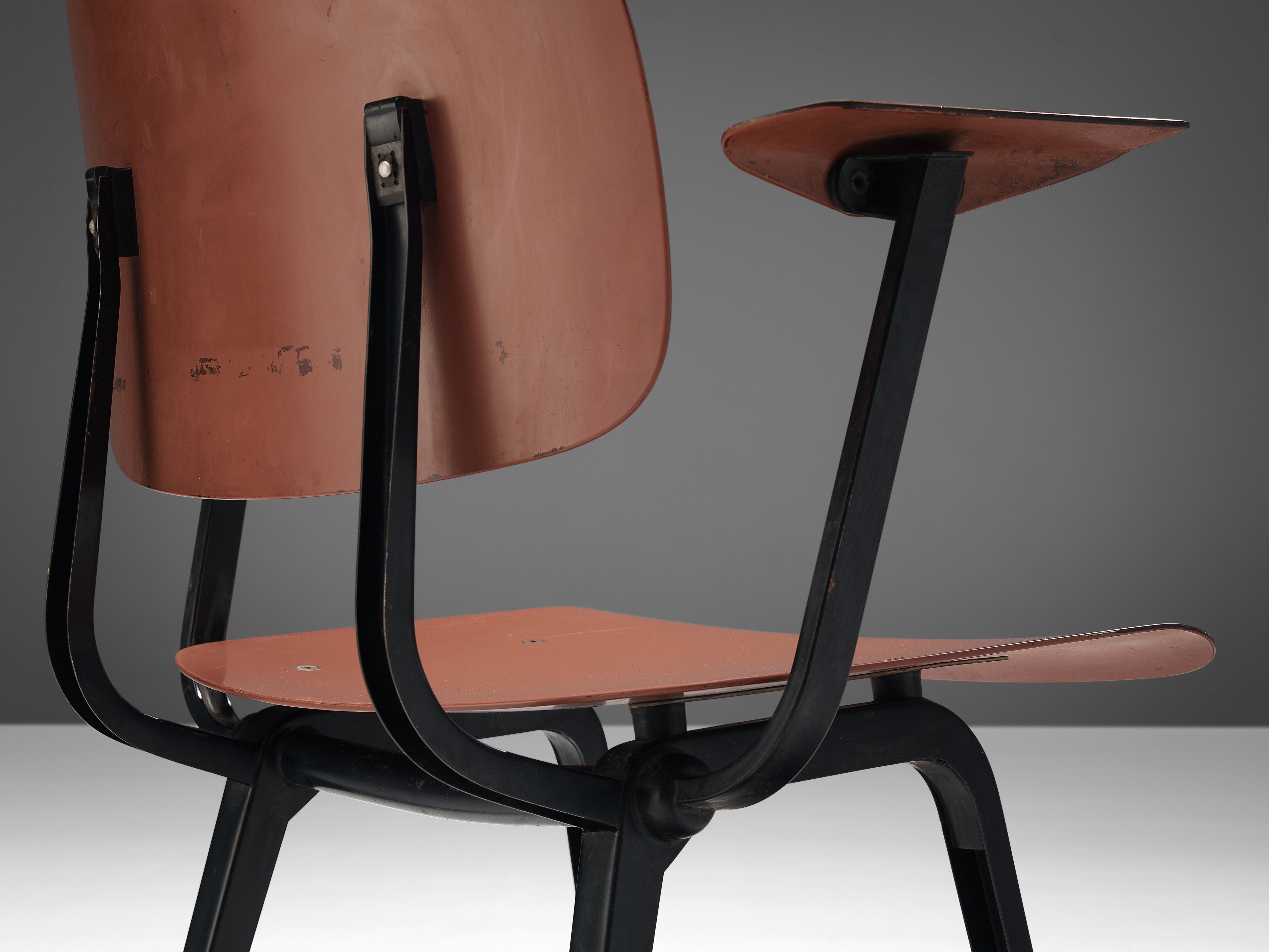 Friso Kramer 'Revolt' Chair in Matte Red Lacquered Ciranol and Metal