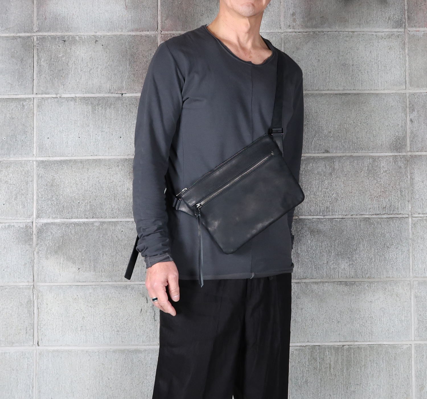 送料無料】 、RIPVANWINKLE 、RW-715 、LEATHER SACOCHE 商品詳細