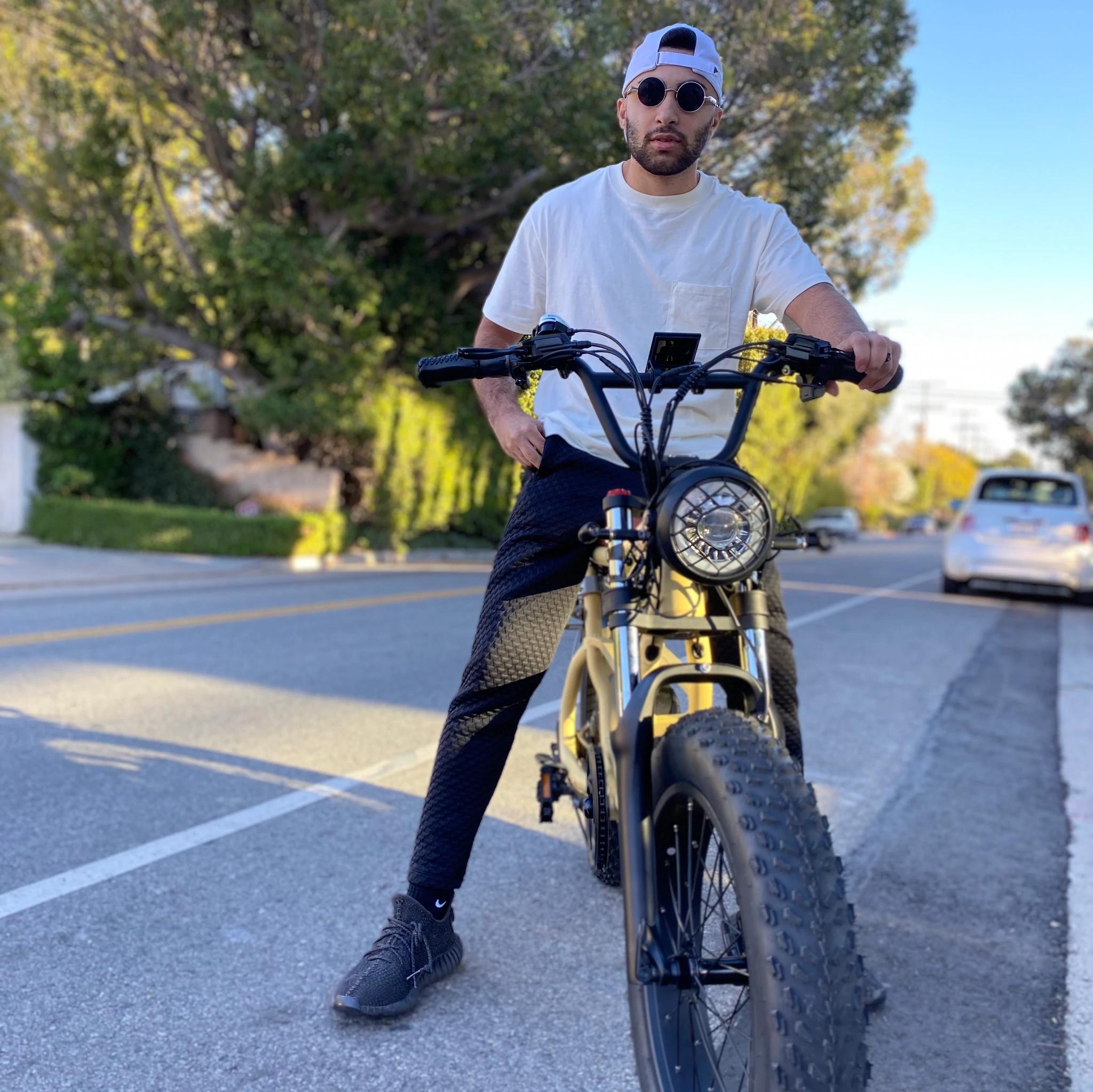 遊べる電動バイク マーベリックS1 二人乗り可 ペダル付【原付二種 一種