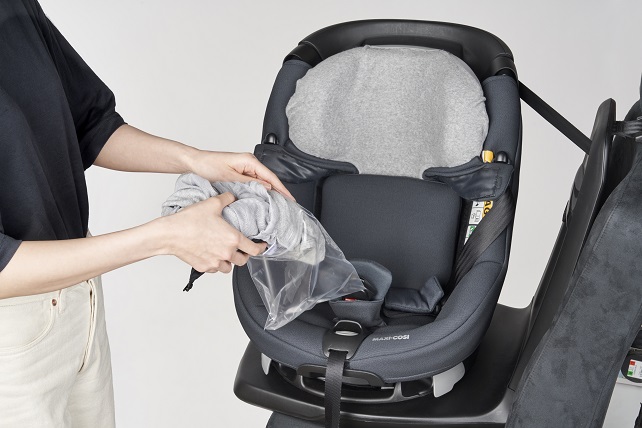 チャイルドシートのMAXI-COSI（マキシコシ）