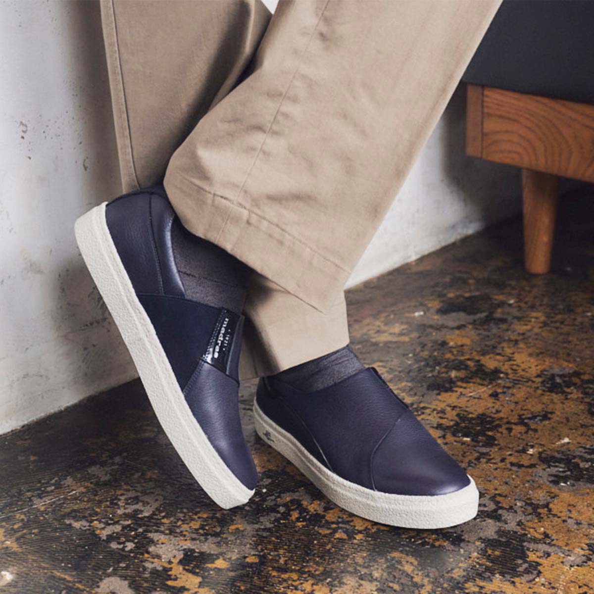 マドラス madras 特許 リカバリーメタインソール搭載シューズ 柔靭で