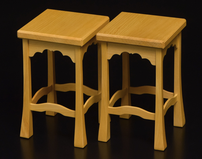 本榧四本脚駒台（高さ20～24cm） | 前川榧碁盤店