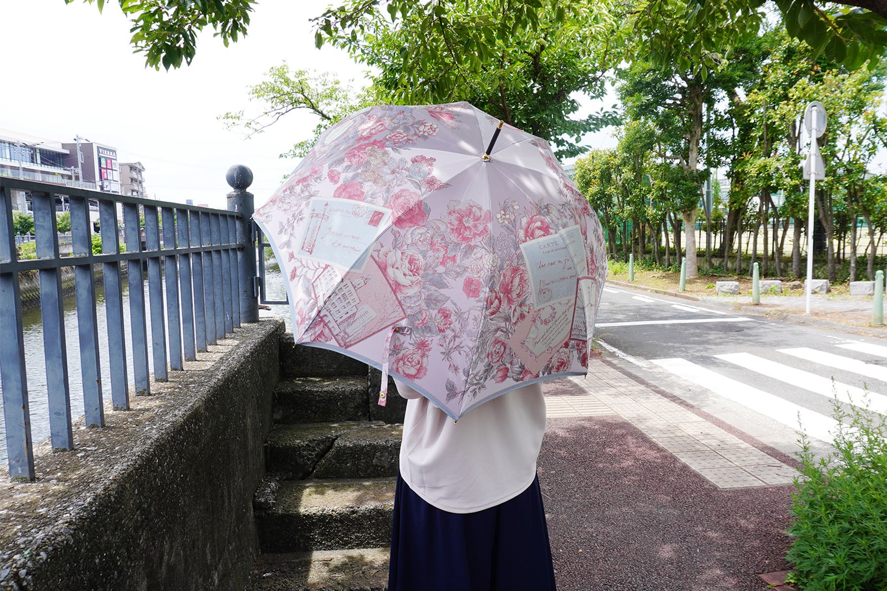 伝統横濱スカーフ『Marca』とのコラボ傘に新色が登場しました！