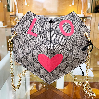 買取】店頭でグッチ バレンタインデー ミニショルダーバックを買取り