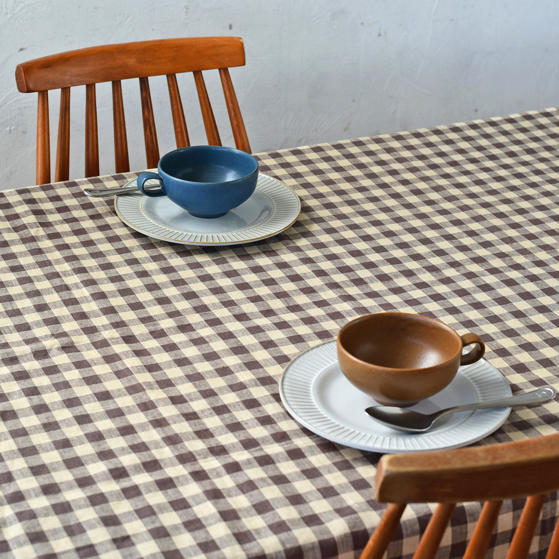 スタジオ エム :: テーブルクロス :: クルート(茶) テーブルクロス