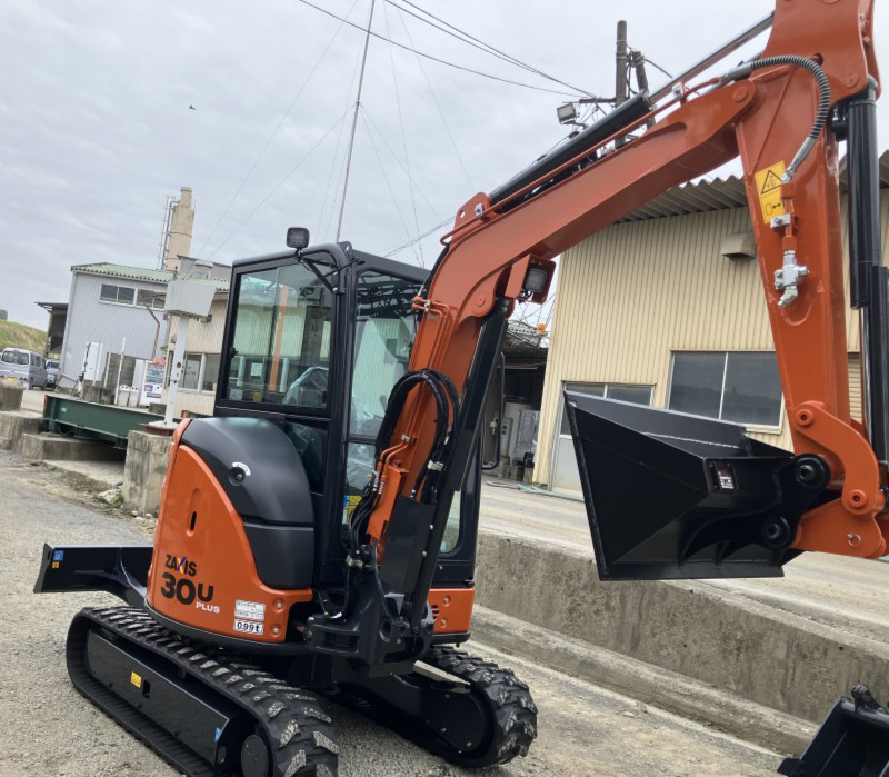 日立ミニショベル 「ZX30U-5B」 新車納車させていただきました