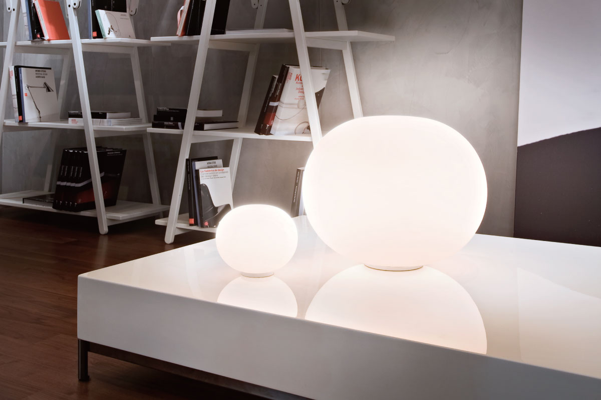 GLO-BALL F1（ブラック）の通販 / マスターウォール