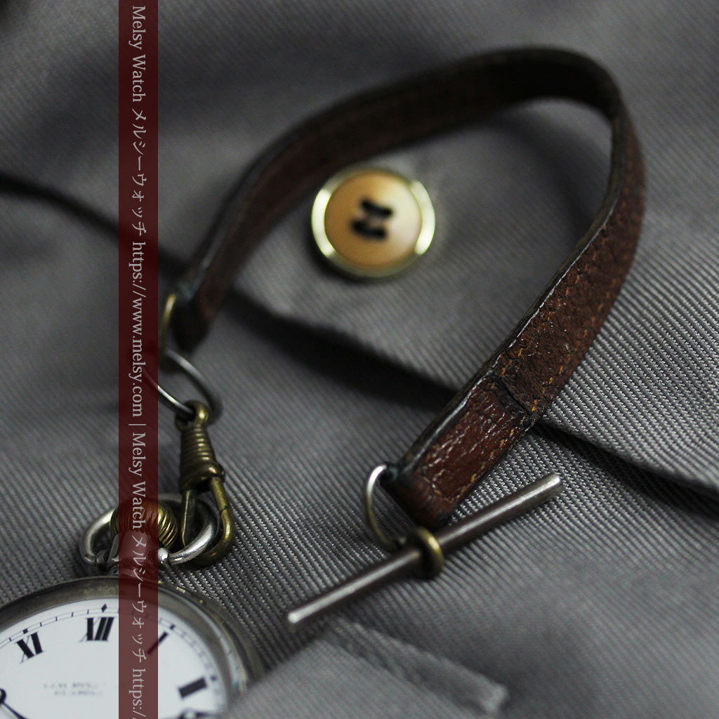 渋いローマ数字 ロレックスの銀無垢アンティーク懐中時計 【1920年頃】