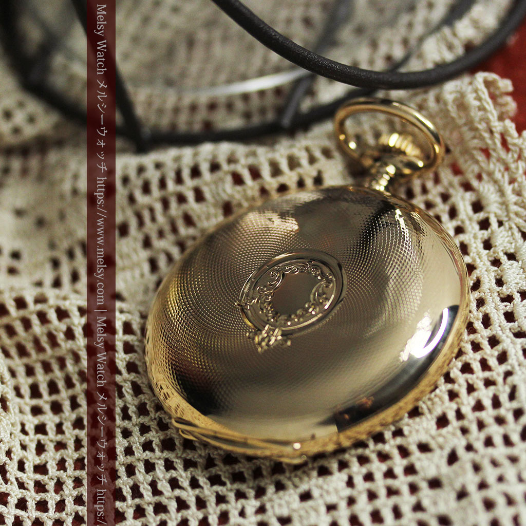 ロンジンの大きな蓋付き金無垢アンティーク懐中時計 【1915年頃】