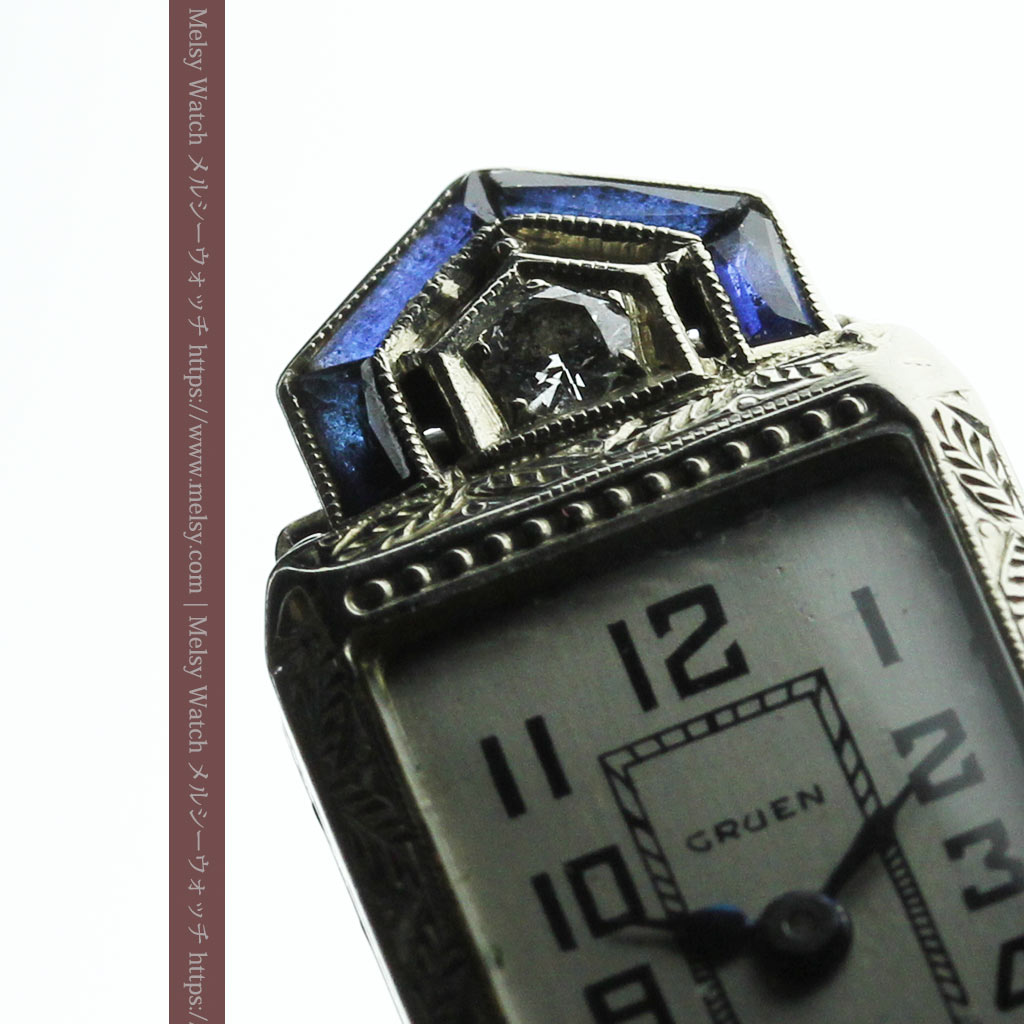 サファイアと大粒のダイヤが輝くグリュエンの金無垢アンティーク腕時計