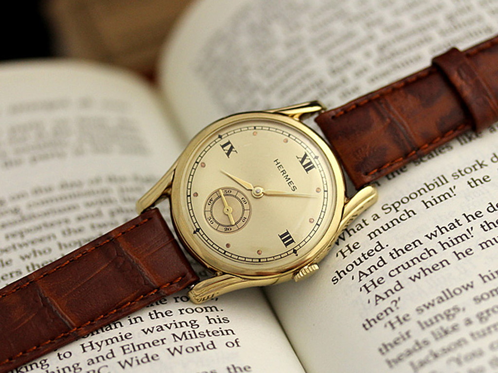 エルメス 女性用アンティーク腕時計 シャンパンゴールド 【1950年頃】