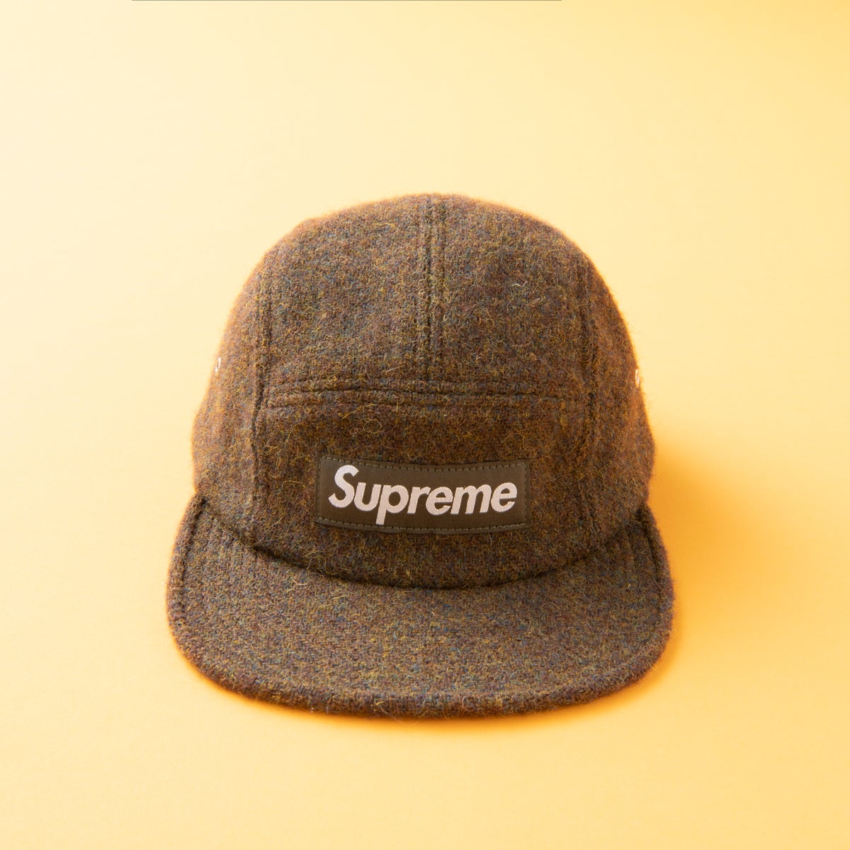 シュプリーム」の24年春夏最新作に思いを巡らせながらお気に入りの