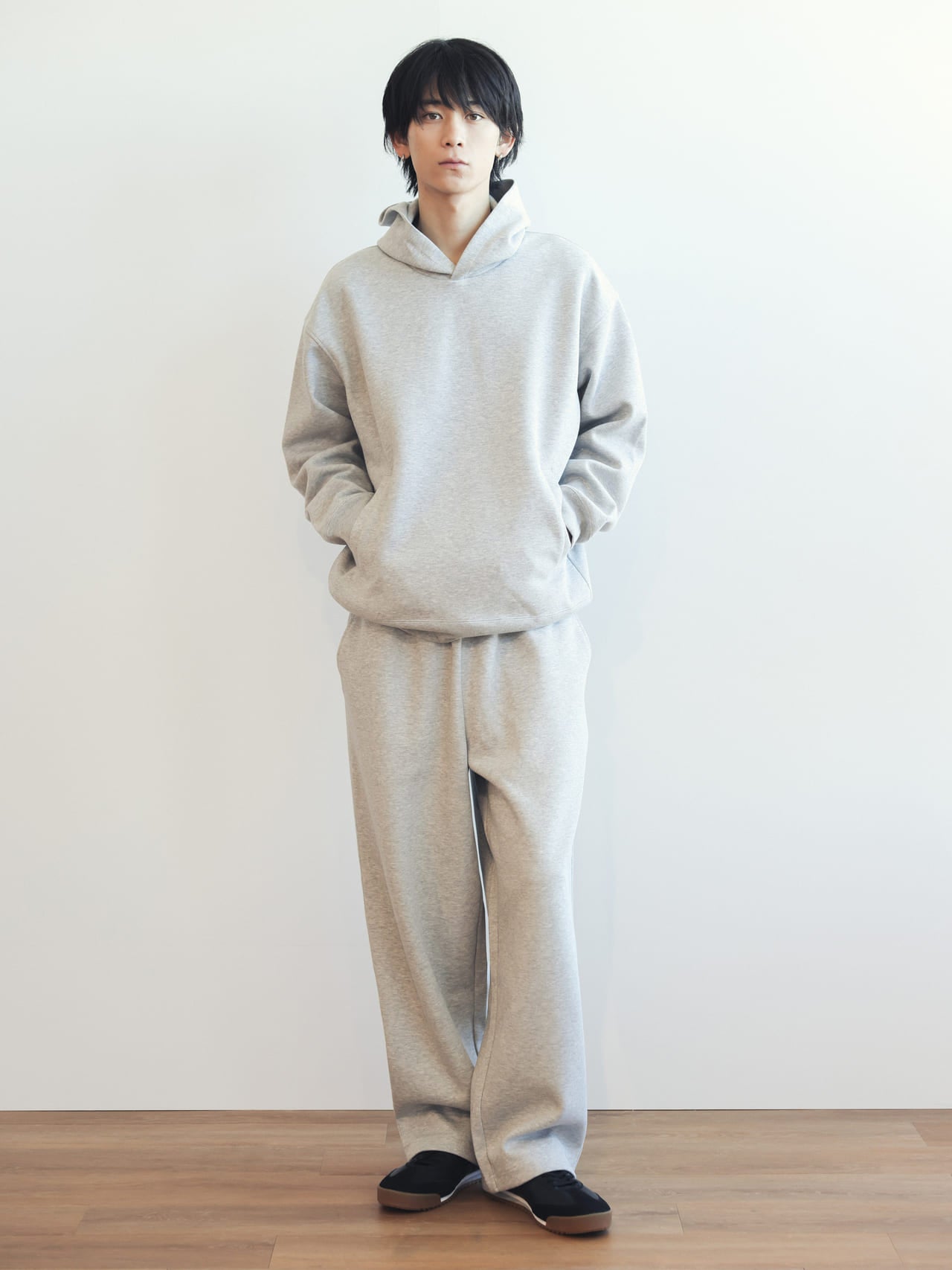 ユニクロ：C」の即完売アイテムに新色が登場。噂の新作を全色試着